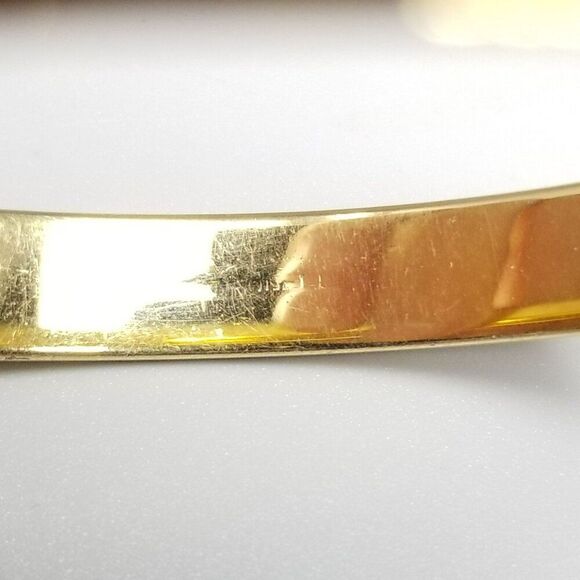 Vintage Monet Starburst Design Gold Tone Round Bangle Bracelet, Signed Estate - Picture 3 of 6